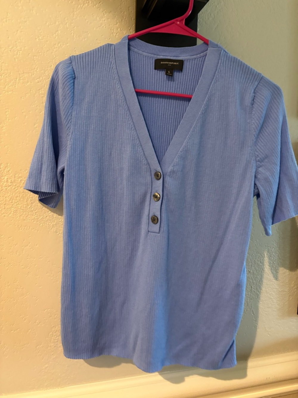 Banana Republic Factory Periwinkle Ribbed V-Neck Short Sleeve Top